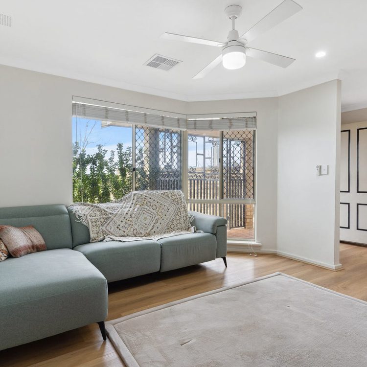 307 Hamilton Road, Coogee, WA 6166_6